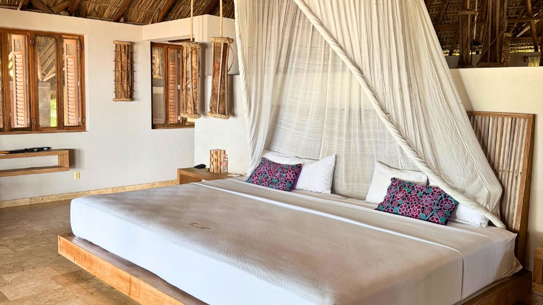 Master suite with canopy